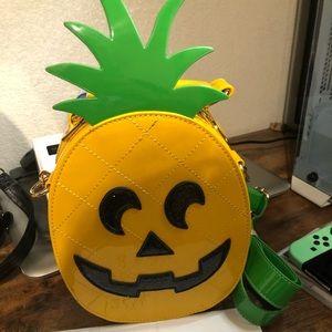 Backstitchk Bruja Do Not Buy